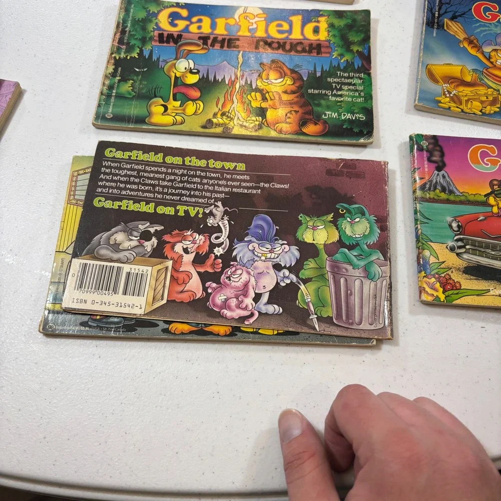 VTG 1980s Garfield Comic Book Lot of 24 Jim Davis Ballantine 1st-17th + More!